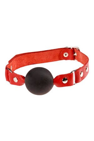 Чёрный кляп-шар с красным ремешком - фото 139616