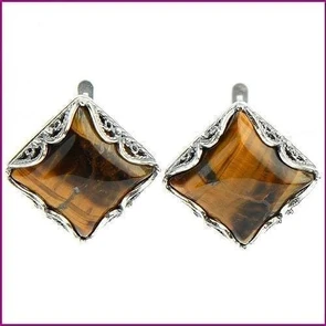 {{photo.Alt || photo.Description || 'Серьги "Статус" из тигрового глаза'}}