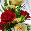 Композиция из  натуральных роз "Изящность" (вблизи)