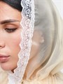 Ниспадающий платок на голову для храма, церкви бежевый (кружево)