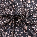 Платок из креп-сатина "silk touch" с принтом 58х58 см, цвет бежево-черный (структура) Платок из креп-сатина "silk touch" с принтом 58х58 см, цвет бежево-черный (структура)